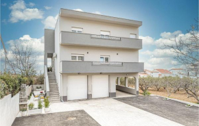 2 Bedroom Gorgeous Apartment In Kastel Gomilica